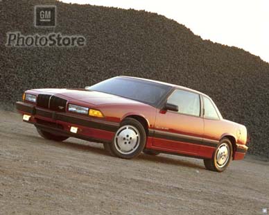 504_1990BuickRegal_01